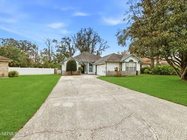 2484 EGRETS GLADE Drive, Jacksonville, FL 32224