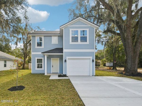 1027 MARTIN LUTHER KING JR Boulevard, Green Cove Springs, FL 32043