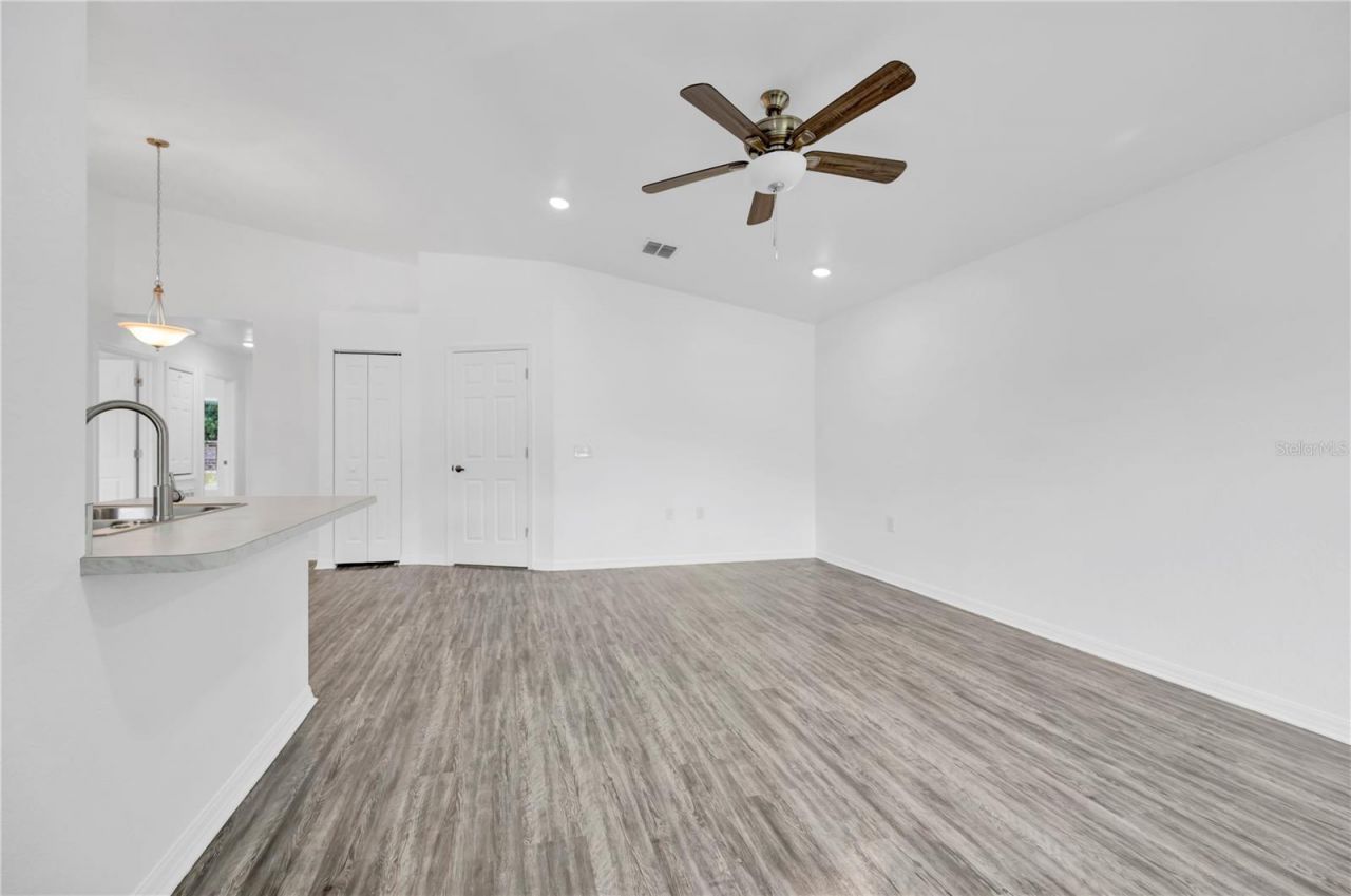 833 3rd Avenue, Waverly, FL 33877 Photo