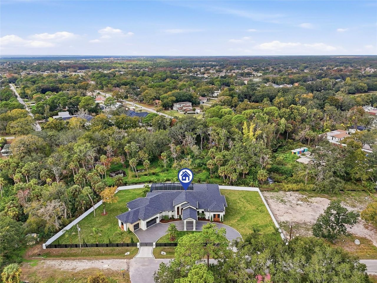 6802 E Creek Drive, Tampa, FL 33615 Photo