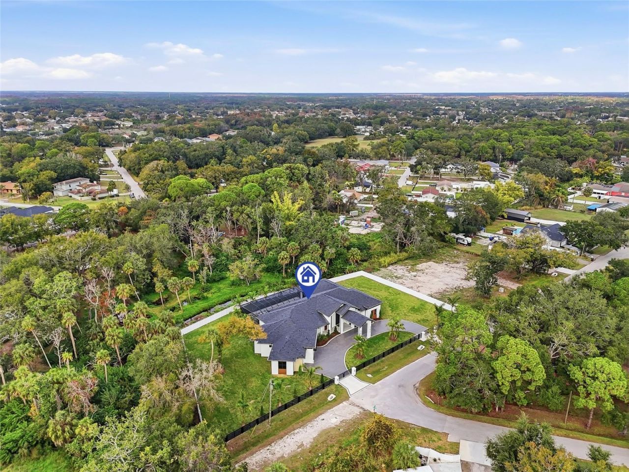 6802 E Creek Drive, Tampa, FL 33615 Photo