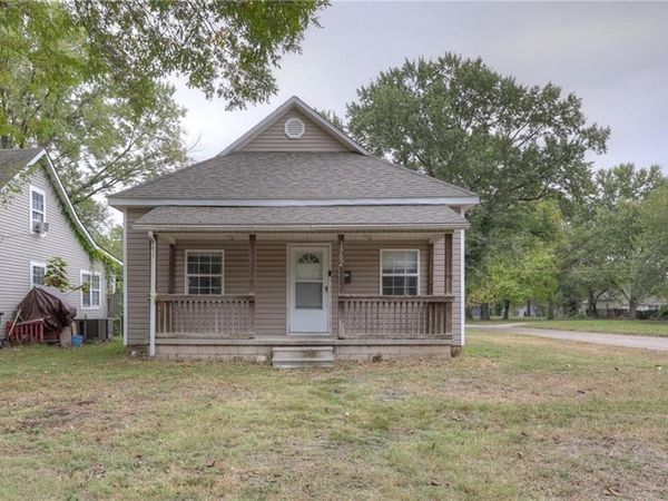1302 N Grand Street, Pittsburg, KS 66762