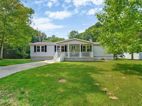 20 Robin Hood Lane, Crossville, TN 38558