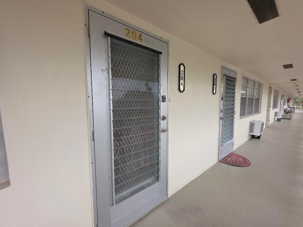 204 Kent L, Unit L, West Palm Beach, FL 33417 Photo