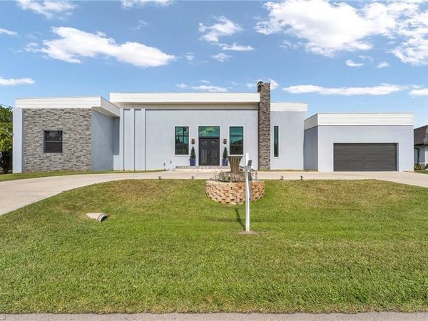 2405 SW 32nd ST, CAPE CORAL, FL 33914