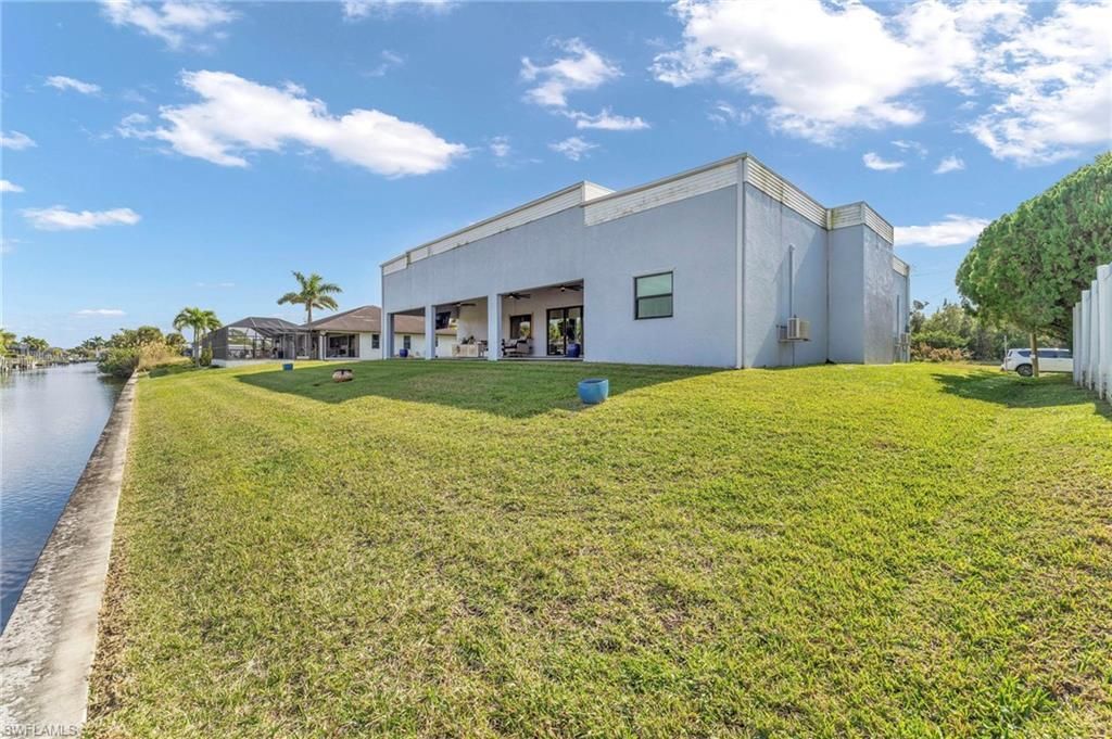 2405 SW 32nd St, Cape Coral, FL 33914 Photo