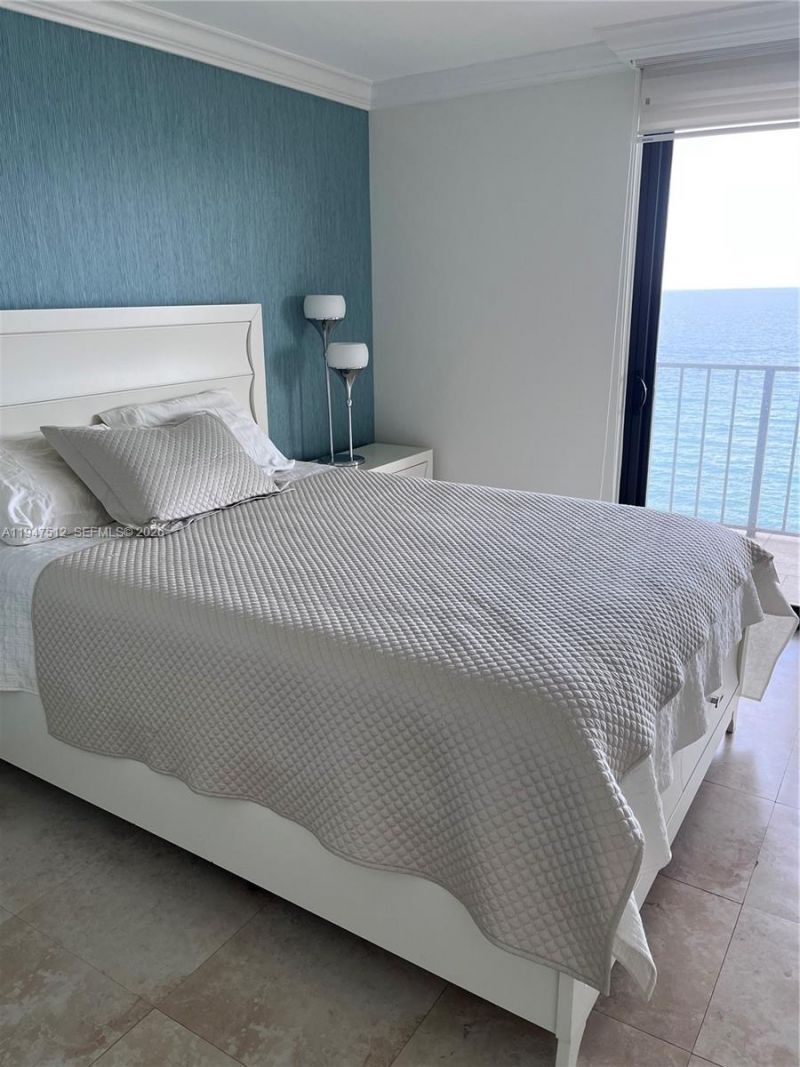 2625 Collins Ave, Unit 1407, Miami Beach, FL 33140 Photo