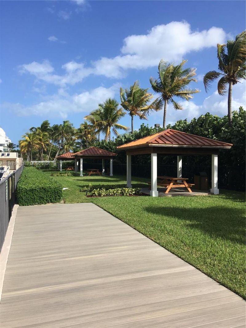 2625 Collins Ave, Unit 1407, Miami Beach, FL 33140 Photo