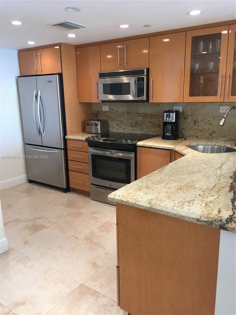 2625 Collins Ave, Unit 1407, Miami Beach, FL 33140 Photo