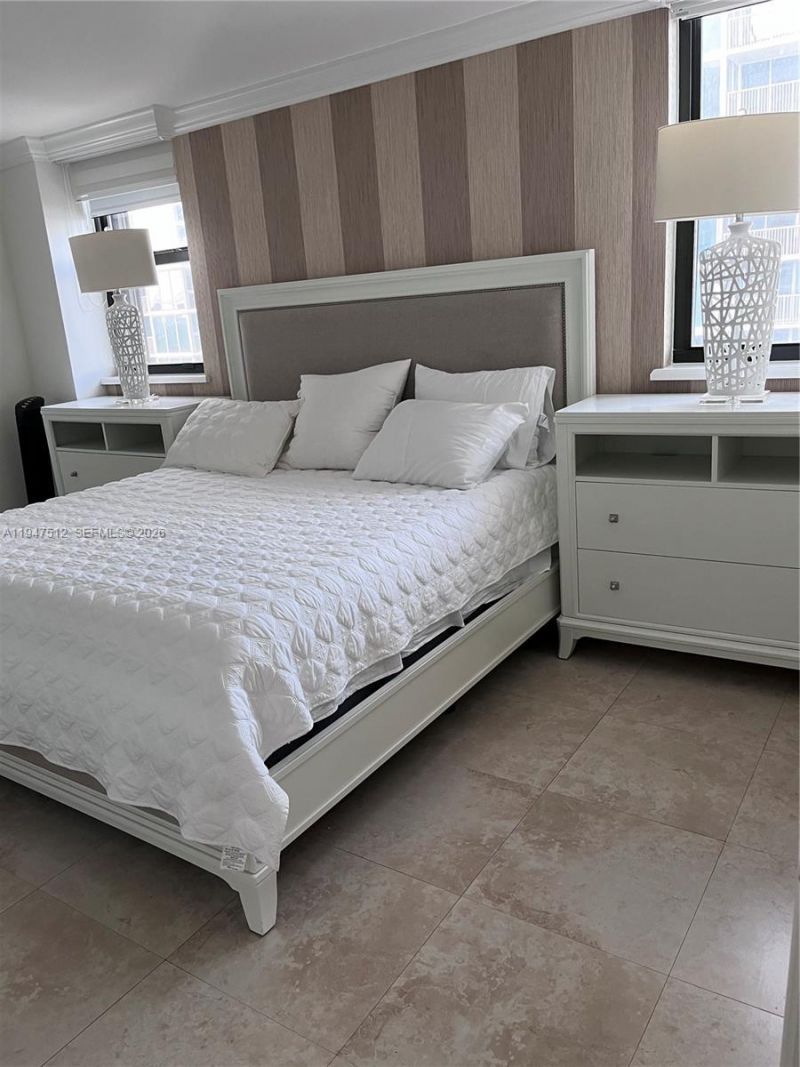 2625 Collins Ave, Unit 1407, Miami Beach, FL 33140 Photo