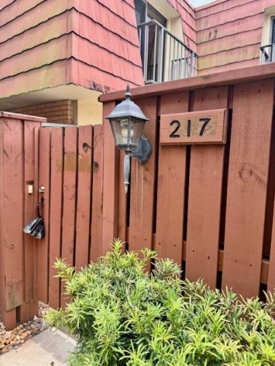 217 Live Oak Lane, Boynton Beach, FL 33436 Photo