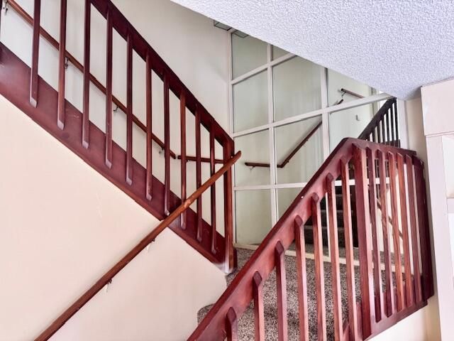 217 Live Oak Lane, Boynton Beach, FL 33436 Photo