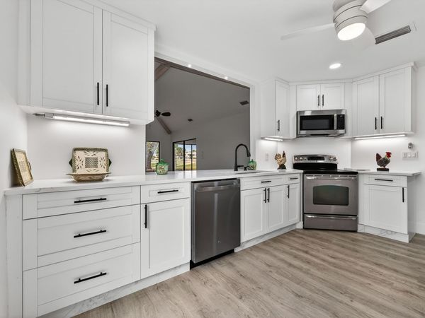 6893 SE Bunker Hill Drive, Hobe Sound, FL 33455