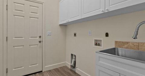 7483 Europa Drive, Sparks, NV 89436 Photo