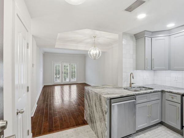 5400 PARK AVE, Unit 205, Memphis, TN 38119