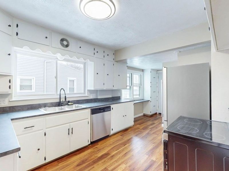 941 Hunt Street, Akron, OH 44306 Photo 14