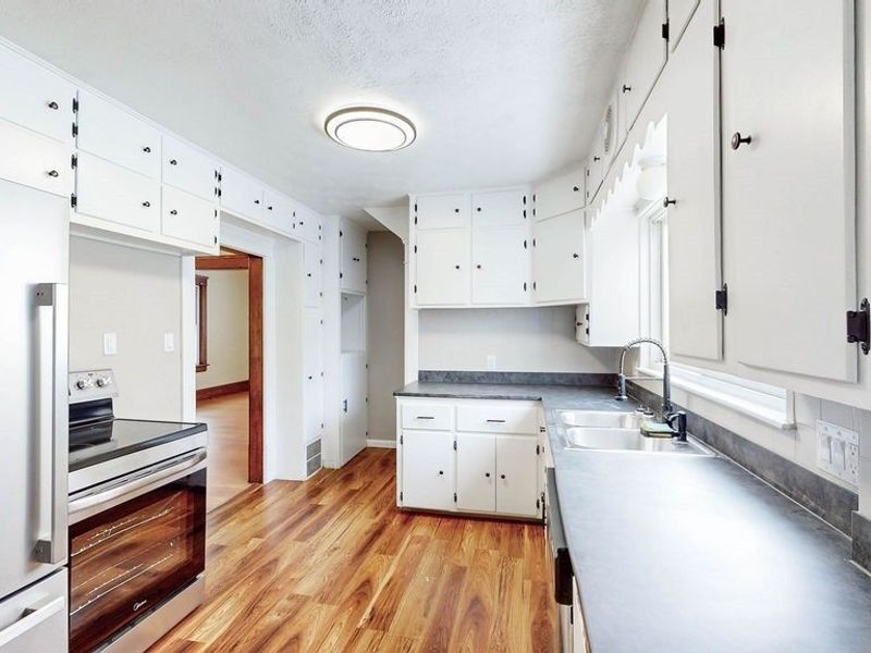 941 Hunt Street, Akron, OH 44306 Photo 17