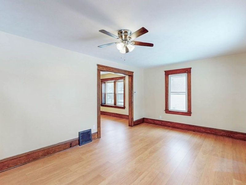 941 Hunt Street, Akron, OH 44306 Photo 4