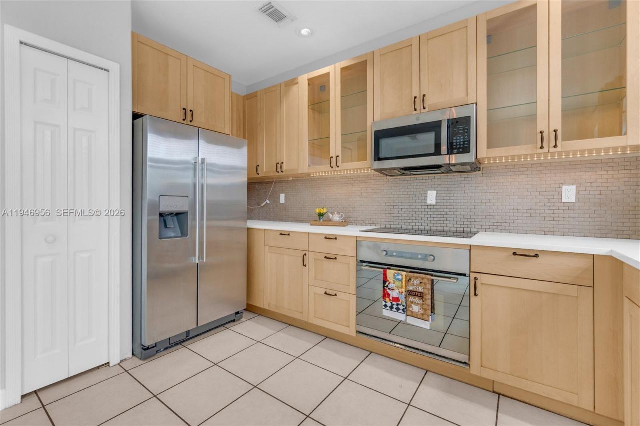 5400 NW 107th Ave, Unit 401, Doral, FL 33178 Photo