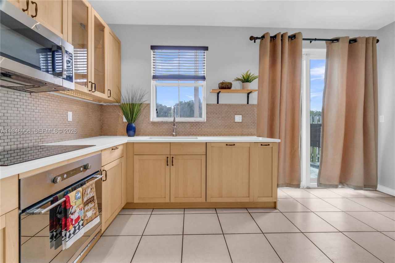 5400 NW 107th Ave, Unit 401, Doral, FL 33178 Photo