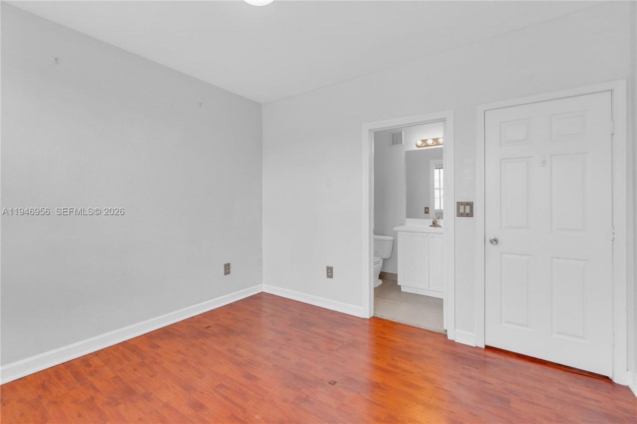 5400 NW 107th Ave, Unit 401, Doral, FL 33178 Photo