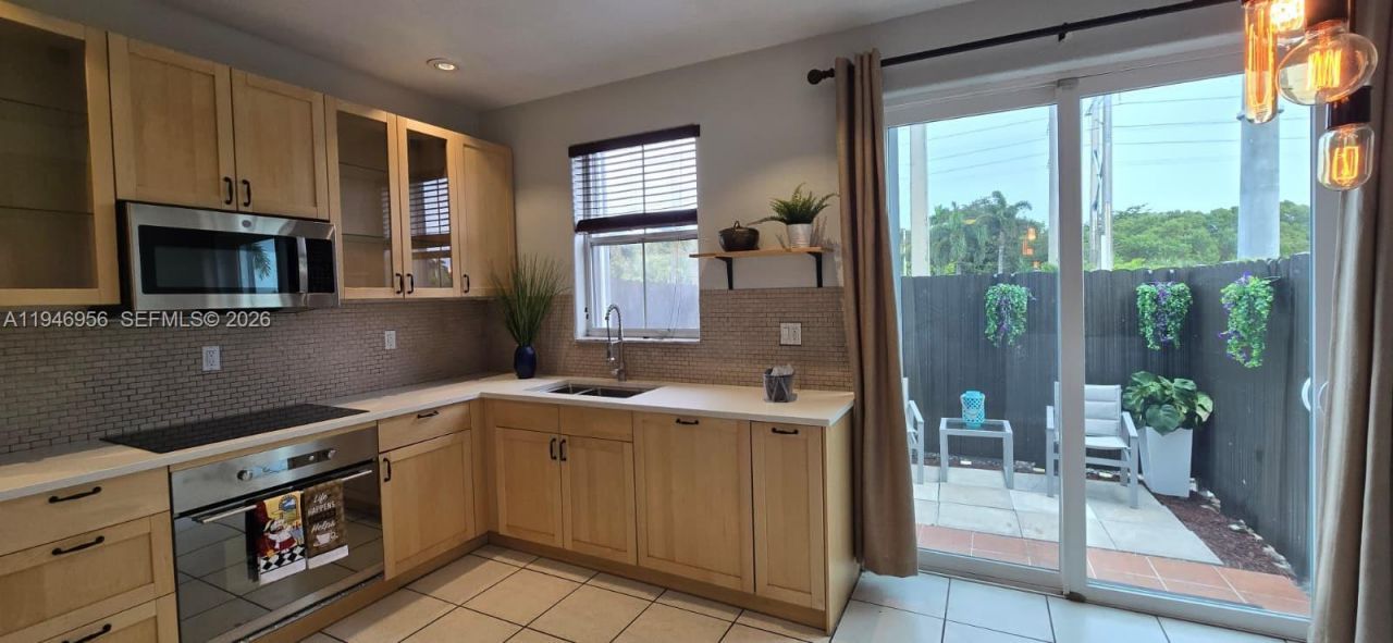 5400 NW 107th Ave, Unit 401, Doral, FL 33178 Photo