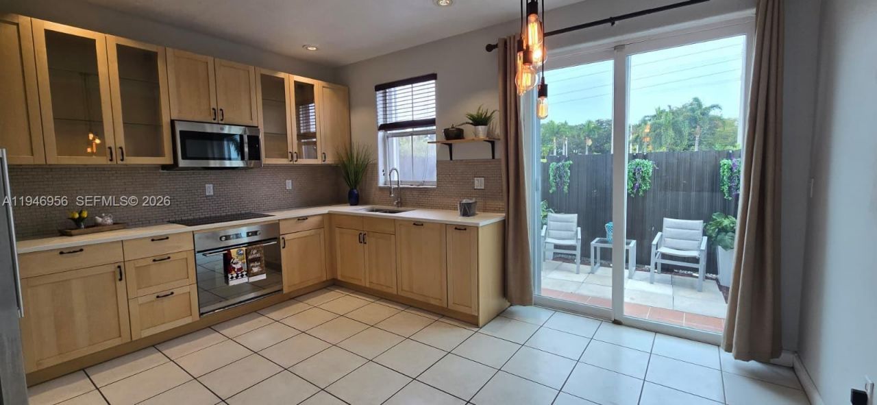 5400 NW 107th Ave, Unit 401, Doral, FL 33178 Photo