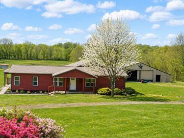 12183 Young Road, Amanda, OH 43102