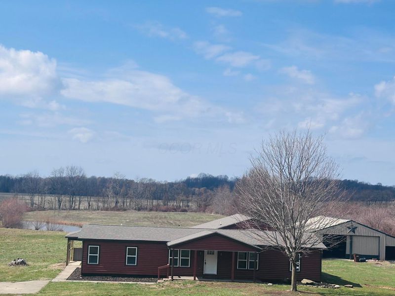 12183 Young Road, Amanda, OH 43102 Photo 1