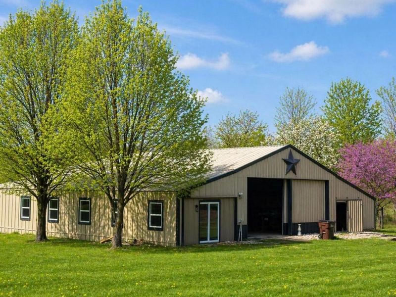 12183 Young Road, Amanda, OH 43102 Photo 3