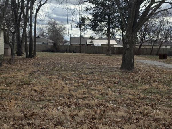 109 Thurman, Mt Vernon, MO 65712