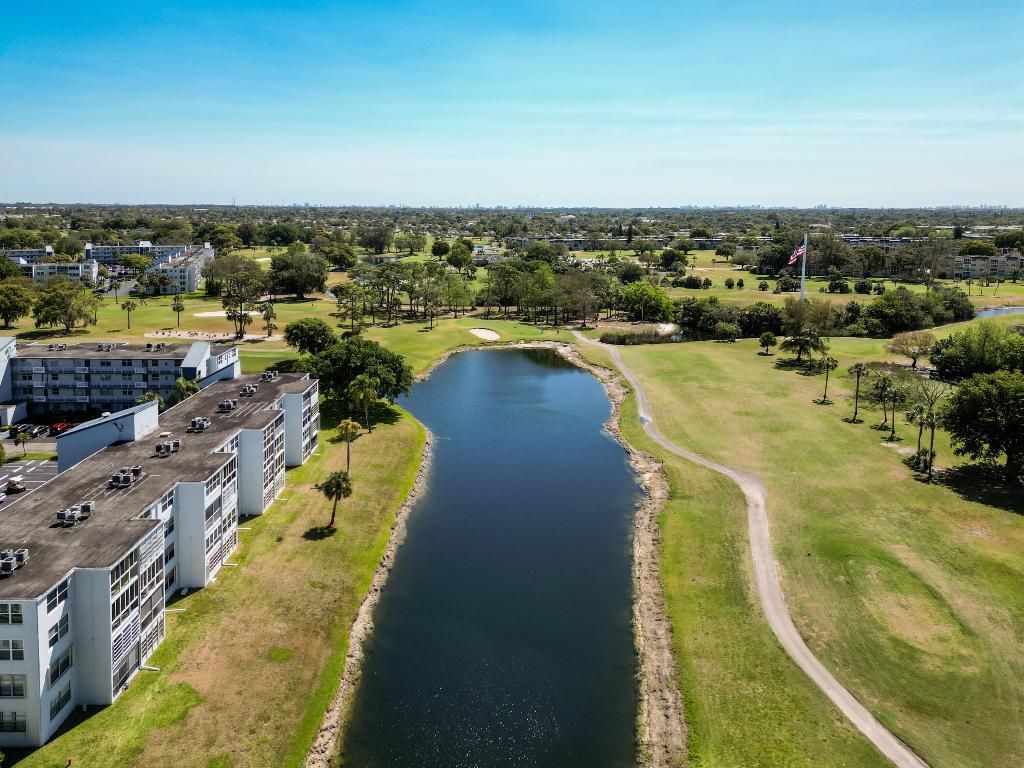 1470 NW 80th Avenue, Unit 204, Margate, FL 33063 Photo