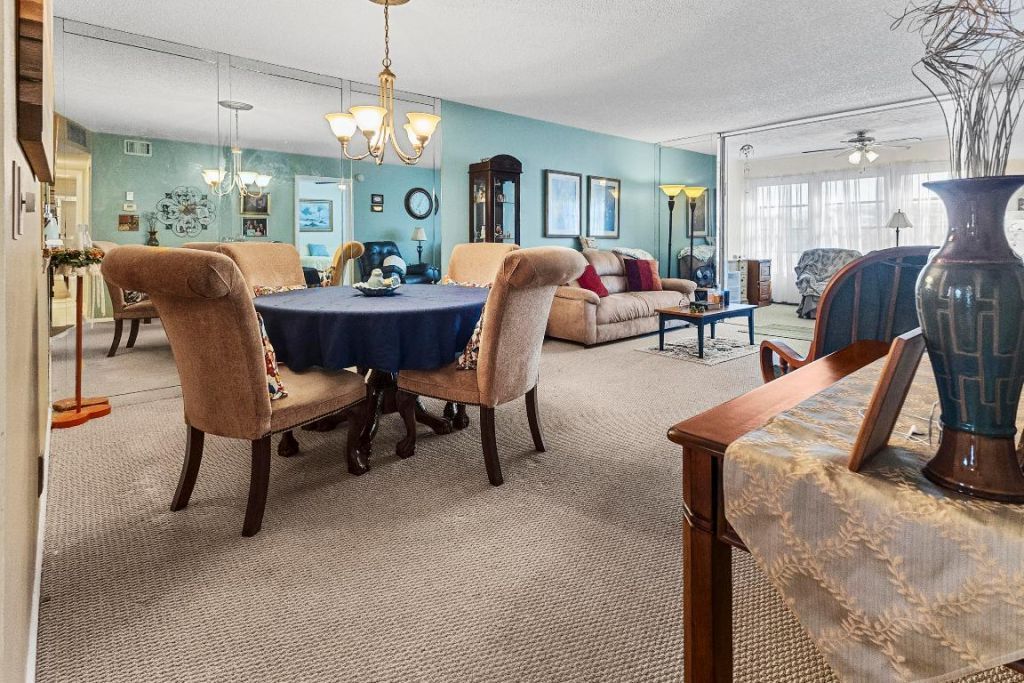 1470 NW 80th Avenue, Unit 204, Margate, FL 33063 Photo