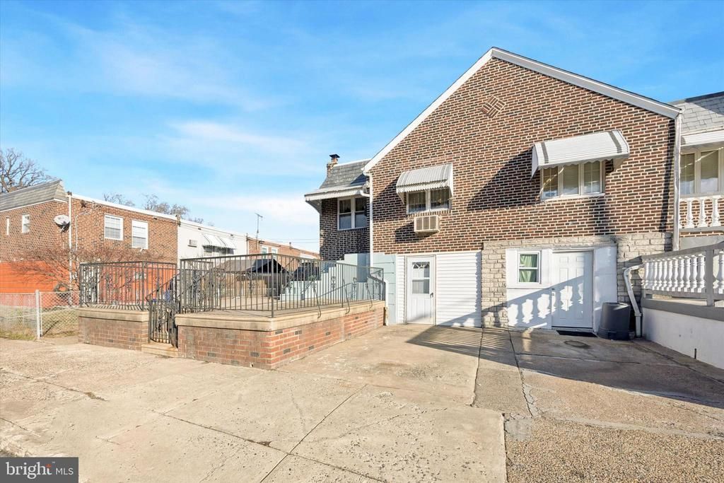 4337 J Street, Philadelphia, PA 19124 Main Photo