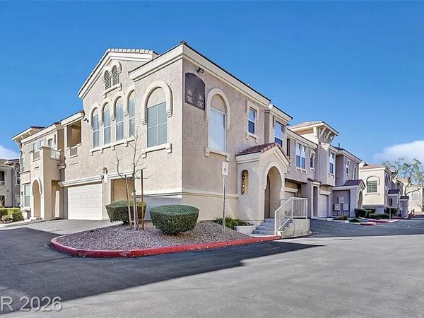 10550 W Alexander Road, Unit 2065, Las Vegas, NV 89129
