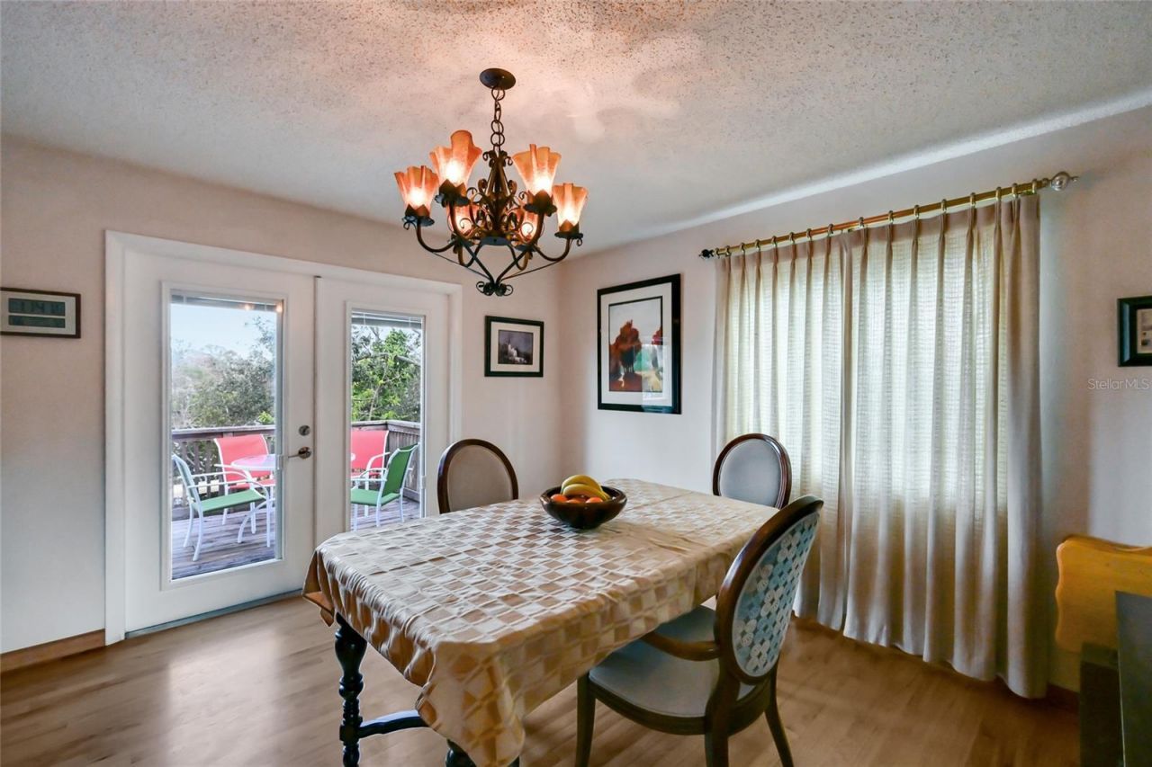 898 Bayshore Drive, Terra Ceia, FL 34250 Photo