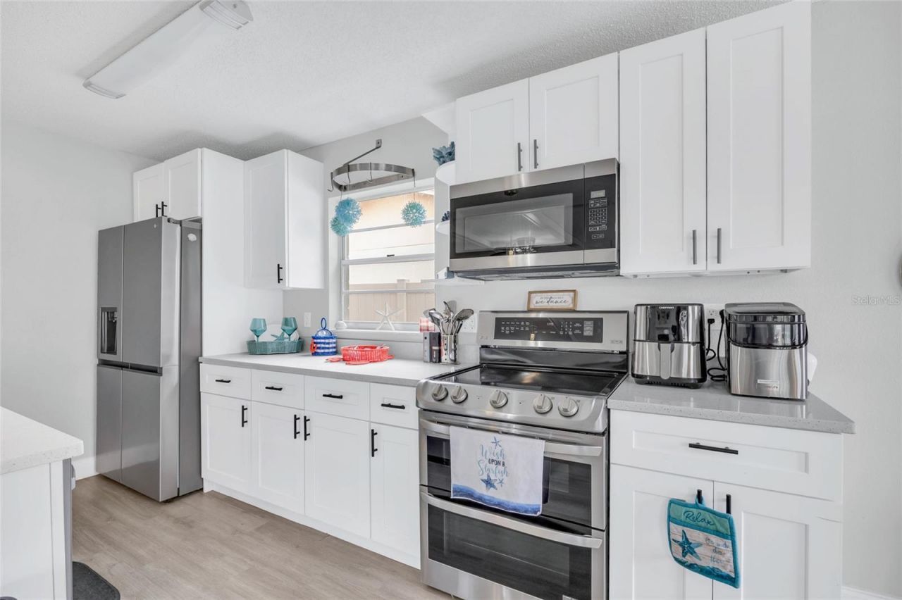 2952 Carriage Drive, South Daytona, FL 32119 Photo
