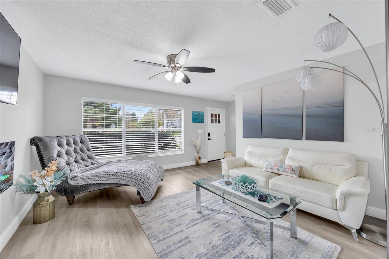 2952 Carriage Drive, South Daytona, FL 32119 Photo