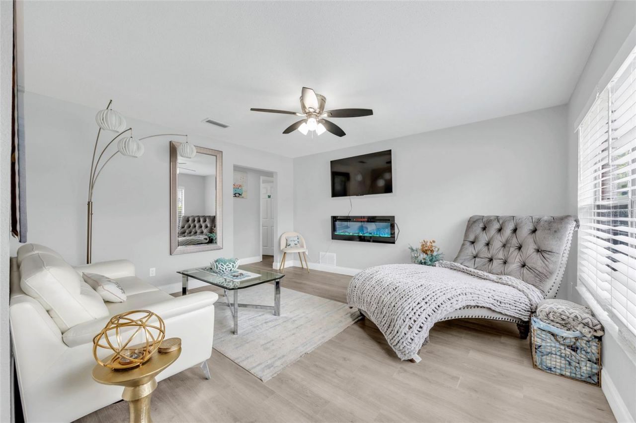 2952 Carriage Drive, South Daytona, FL 32119 Photo