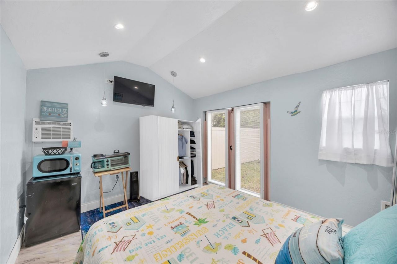 2952 Carriage Drive, South Daytona, FL 32119 Photo