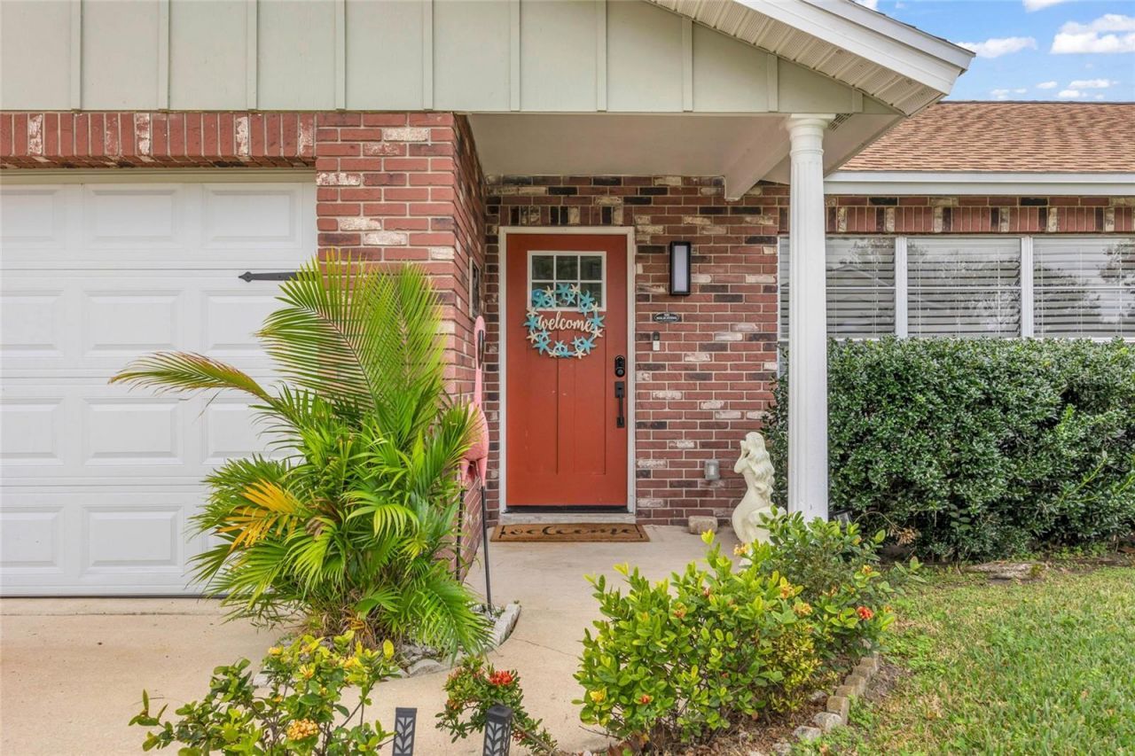 2952 Carriage Drive, South Daytona, FL 32119 Photo