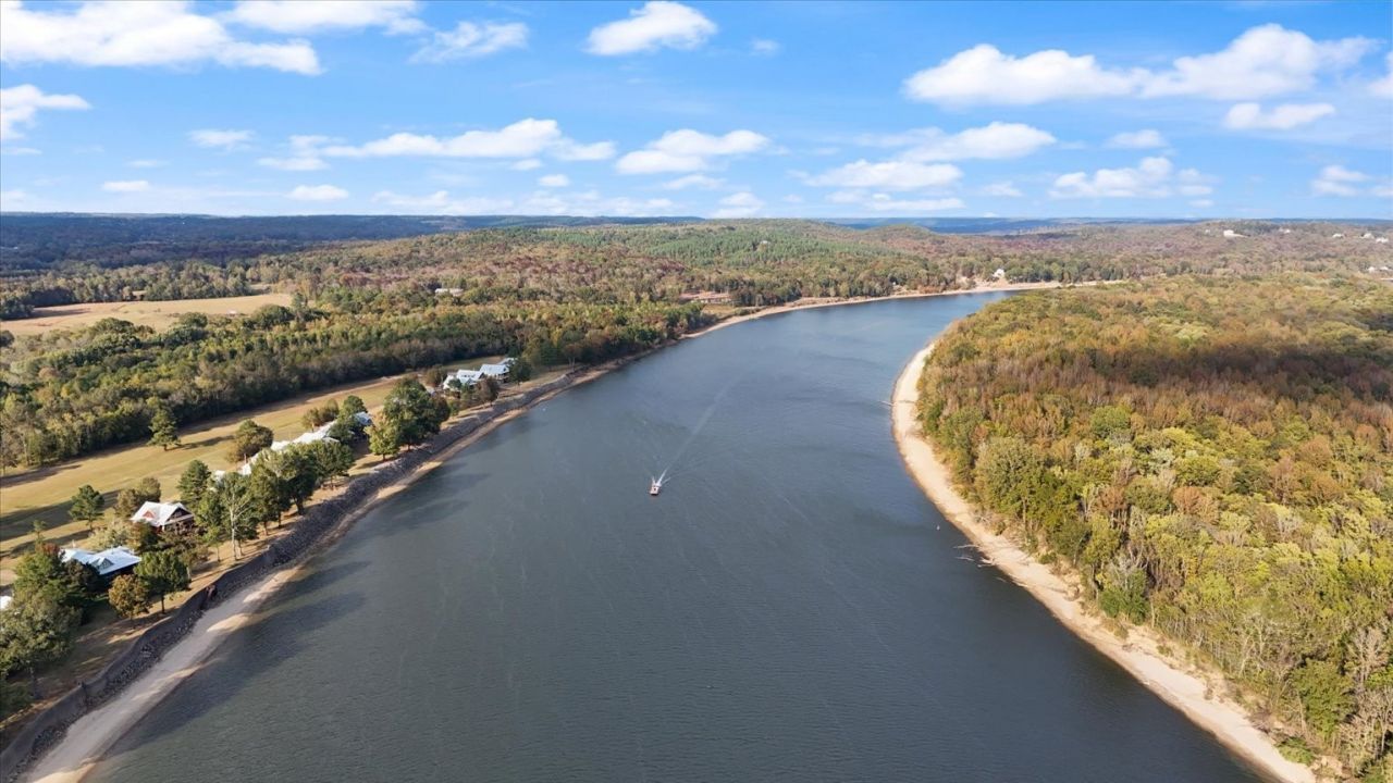 59 Shannon W, Bath Springs, TN 38311 Main Photo