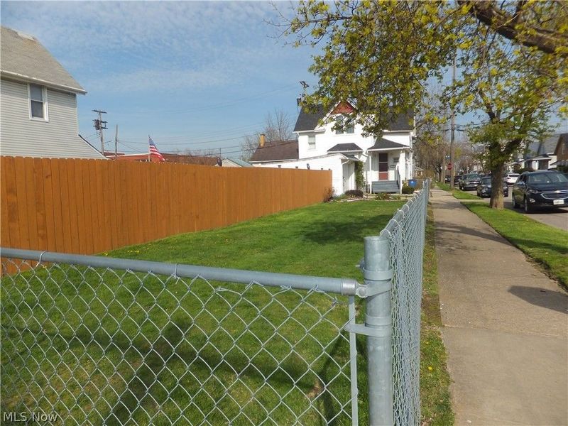 4224 W 43rd Street, Cleveland, OH 44109 Photo 4