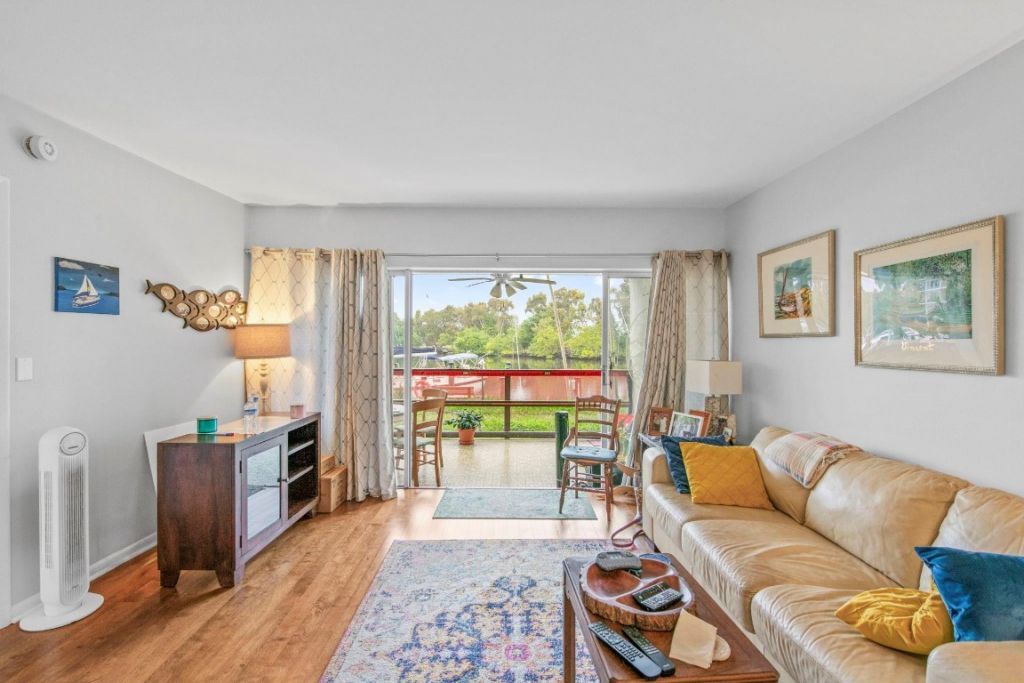 1319 E Hillsboro Boulevard, Unit 111, Deerfield Beach, FL 33441 Photo