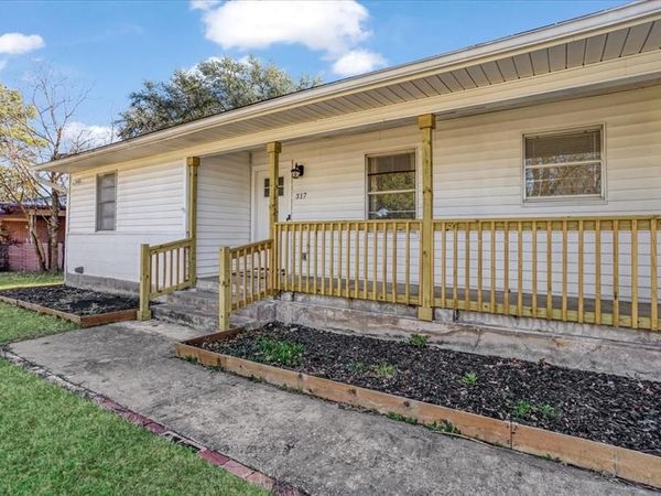 317 Boyd Loop, Bonham, TX 75418