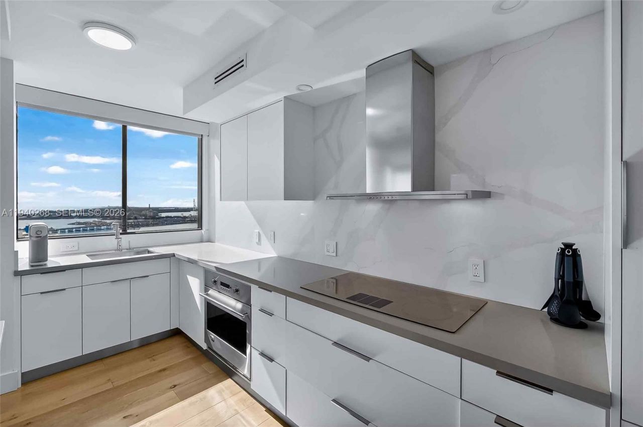 1330 West Ave, Unit 3014, Miami Beach, FL 33139 Photo