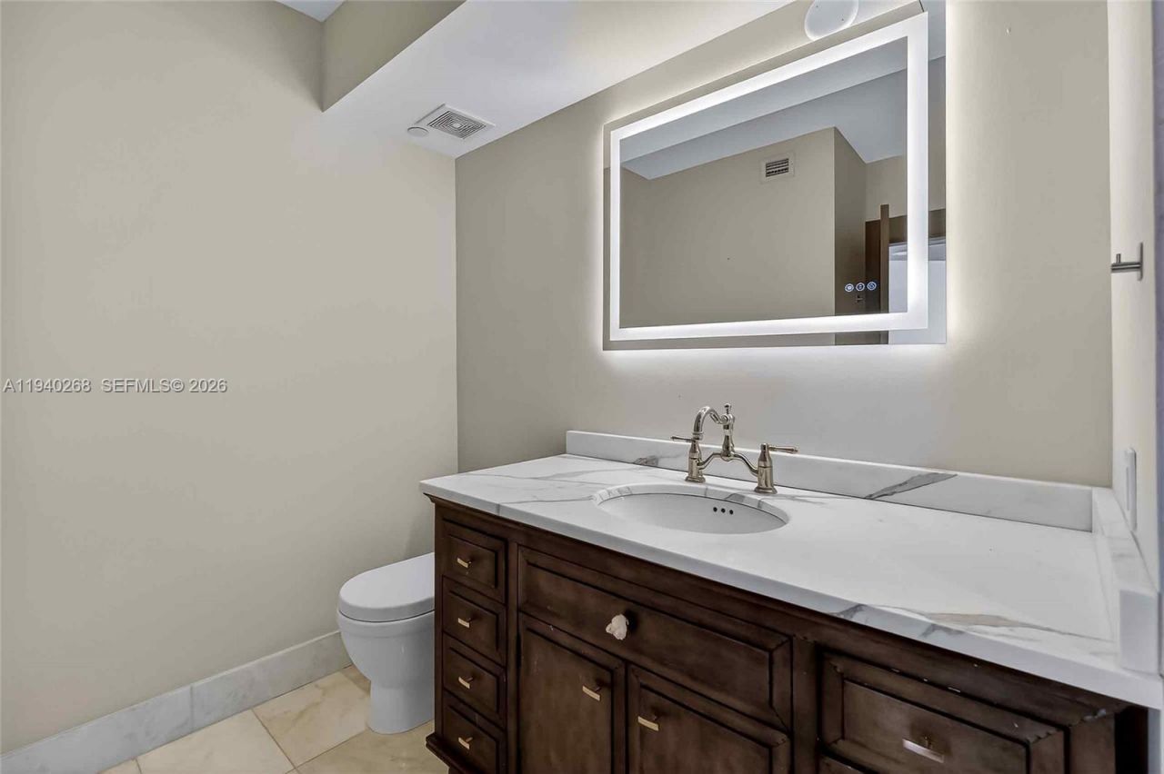 1330 West Ave, Unit 3014, Miami Beach, FL 33139 Photo