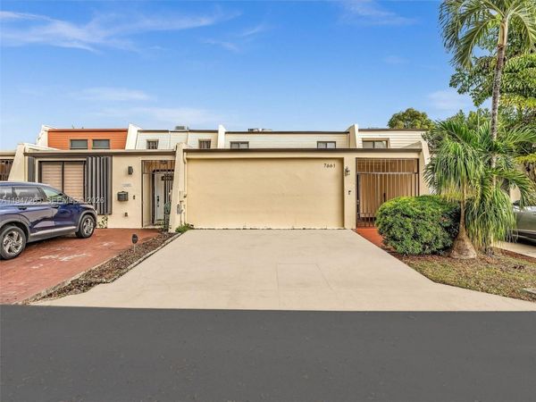 7661 SW 102nd Pl, Miami, FL 33173