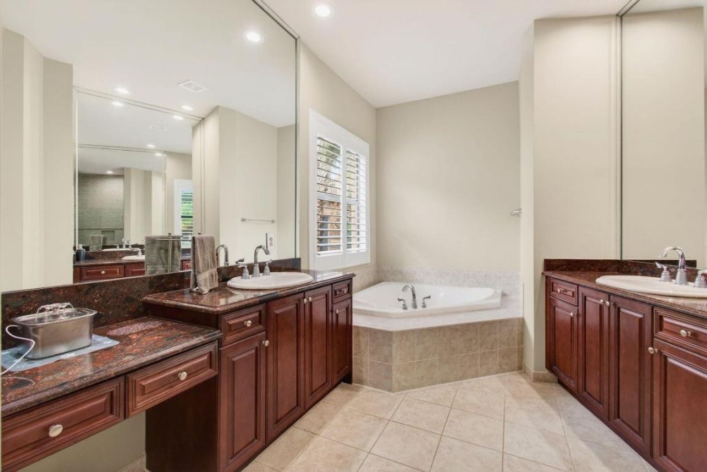 3415 Collonade Drive, Wellington, FL 33449 Photo