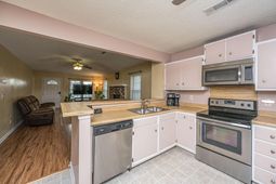 721 Temple Road photo 4
